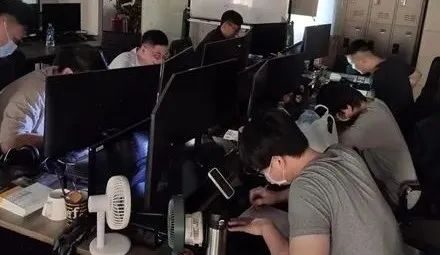 台湾一公司因停电，让员工手写代码...-TVBox应用站